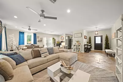 7317 Falling Oaks Street, Spring, TX 77389 - Photo 10