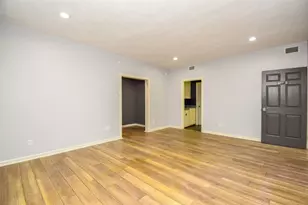 6503 Mapleridge St, Houston, TX 77081 - Photo 16