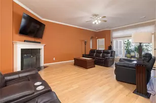 18219 Noble Forest Dr, Humble, TX 77346 - Photo 4