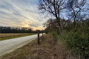 10075 River Ridge Dr, Hearne, TX 77859 - Photo 1