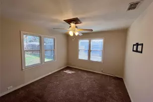 1004 N Center St, Weimar, TX 78962 - Photo 6