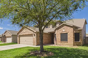 911 Marigold Rd, Baytown, TX 77521 - Photo 1