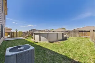 911 Marigold Rd, Baytown, TX 77521 - Photo 34
