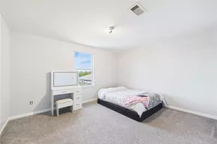 911 Marigold Rd, Baytown, TX 77521 - Photo 28