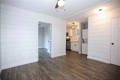 5917 1/2 Sherman Street #2, Houston, TX 77011 - Photo 6