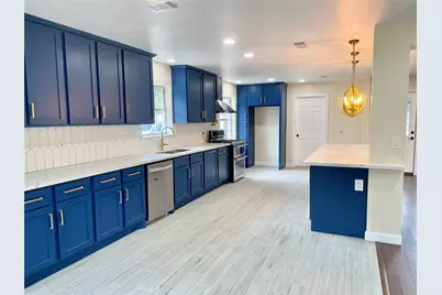 27213 Paula Lane, Conroe, TX 77385 - Photo 8