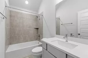 3808 Sunrise Ln, League City, TX 77573 - Photo 8