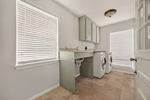 8007 Vickridge Ln, Spring, TX 77379 - Photo 14