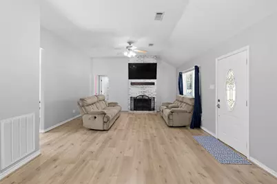 1452 River Oaks Drive, Huntsville, TX 77340 - Photo 2