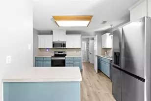 1452 River Oaks Dr, Huntsville, TX 77340 - Photo 14