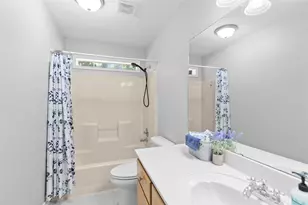 1452 River Oaks Dr, Huntsville, TX 77340 - Photo 4