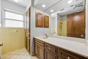 610 Amistad Blvd, Universal City, TX 78148 - Photo 28