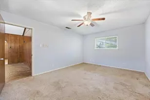 610 Amistad Blvd, Universal City, TX 78148 - Photo 22