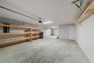 1524 N Blue Bonnet Ln, Angleton, TX 77515 - Photo 26