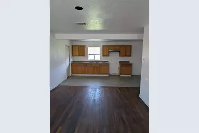 109 E Parker Road, Houston, TX 77076 - Photo 2