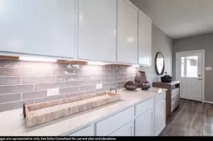 1958 Parks Edge Ln, Angleton, TX 77515 - Photo 8