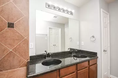 14327 Mossy Gate Lane, Houston, TX 77082 - Photo 28