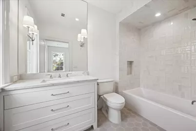 6439 Westchester Avenue, West University Place, TX 77005 - Photo 18
