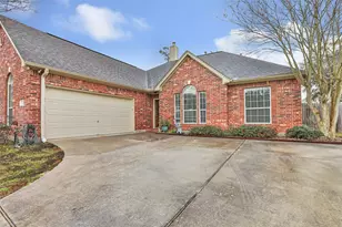 3504 Oak Landing, Conroe, TX 77304 - Photo 2