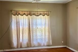 1119 E 25th St, Houston, TX 77009 - Photo 16