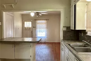 1119 E 25th St, Houston, TX 77009 - Photo 12
