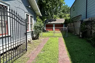 1119 E 25th St, Houston, TX 77009 - Photo 4