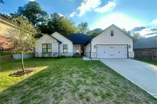 13637 Hidden Valley Dr, Montgomery, TX 77356 - Photo 1