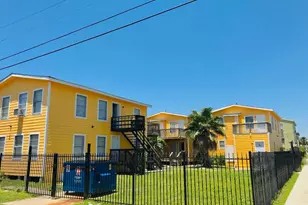 2711 Avenue K, Galveston, TX 77550 - Photo 10