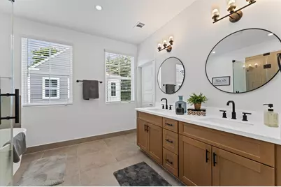 412 Neyland Street #F, Houston, TX 77022 - Photo 18