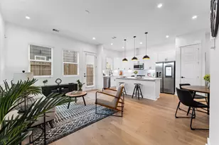 412 Neyland St, Houston, TX 77022 - Photo 2