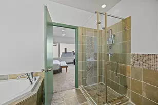 5628 Kiam St, Houston, TX 77007 - Photo 16