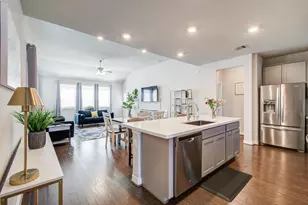 10317 Russell Pines Dr, Rosharon, TX 77583 - Photo 6