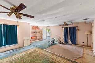 212 E Ave B, Robstown, TX 78380 - Photo 6