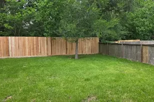 22525 E Shorewood Loop Loop E, Huffman, TX 77336 - Photo 2