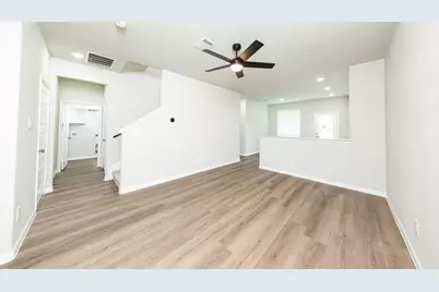 9221 Crestone Peak Drive, Willis, TX 77318 - Photo 4