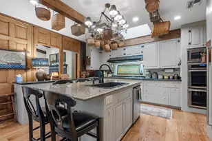 9063 Briar Forest Dr, Houston, TX 77024 - Photo 22