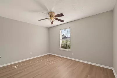 4223 Yosemite Drive, Pasadena, TX 77504 - Photo 14