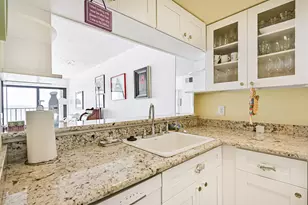 7310 Seawall Blvd, Galveston, TX 77551 - Photo 10