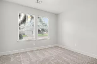 260 Rolling Brook Dr, Dickinson, TX 77539 - Photo 18