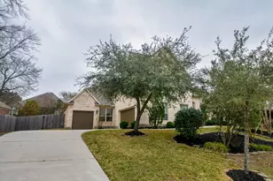 1821 Lily Meadows Dr, Conroe, TX 77304 - Photo 2