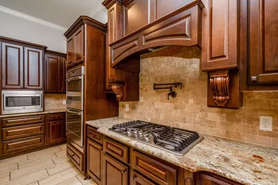 1821 Lily Meadows Drive, Conroe, TX 77304 - Photo 14