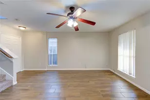 13903 Maximos Dr, Houston, TX 77083 - Photo 8
