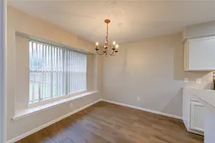 13903 Maximos Dr, Houston, TX 77083 - Photo 16