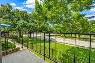 10811 Richmond Ave, Houston, TX 77042 - Photo 2