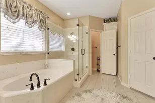 8199 Hills Pkwy, Montgomery, TX 77316 - Photo 22