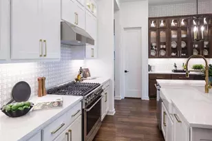 12115 Sweetbriar Loop, Mont Belvieu, TX 77523 - Photo 8