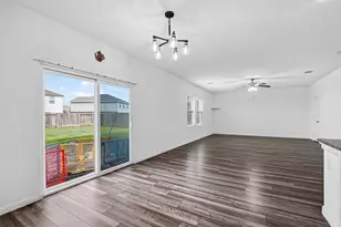 7518 Evitale Wy, Houston, TX 77049 - Photo 22