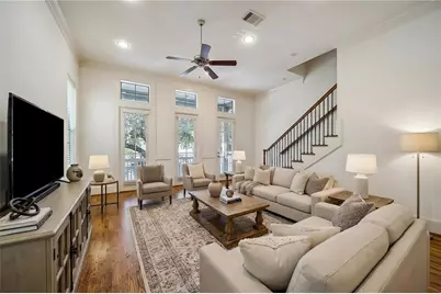 6614 Toledo Street, Houston, TX 77008 - Photo 1