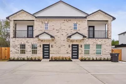 4737 Reed Road #B, Houston, TX 77033 - Photo 10