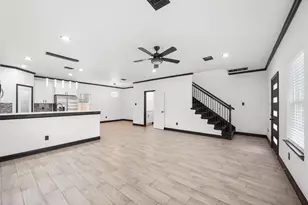 4737 Reed Rd, Houston, TX 77033 - Photo 2